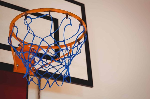 Les paniers de basket sur porte : La solution idéale pour les petits espaces